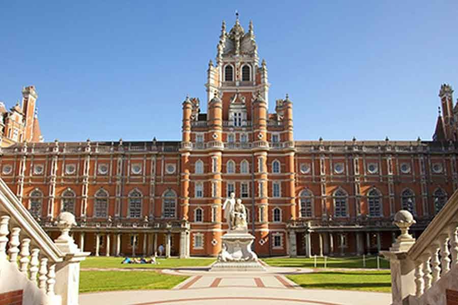 Thesis writing service and assignment help in Holloway