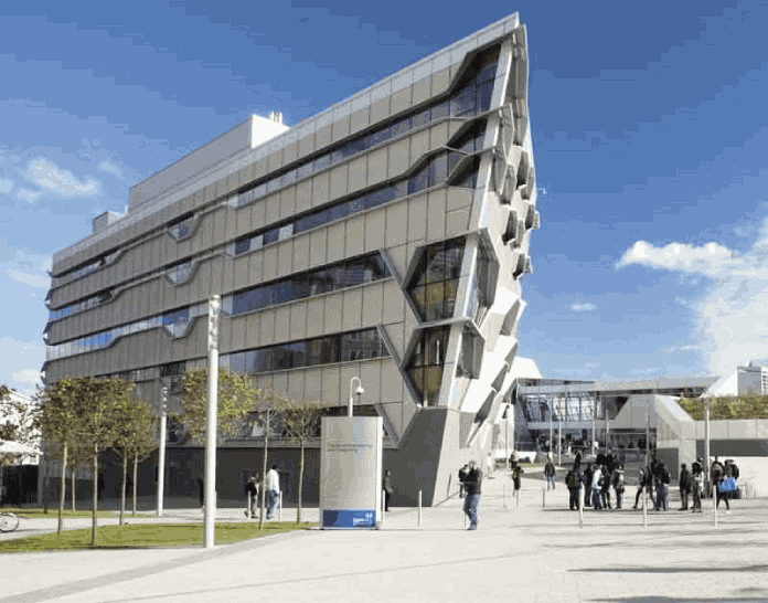 Assignment writing services in Luton
